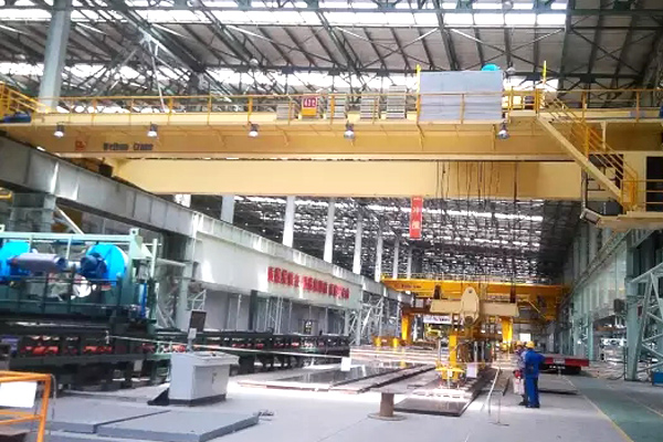 Overhead-crane-suction-beam_(1).jpg