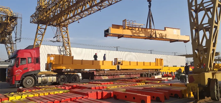weihua-crane-loading-truck-to-mexico