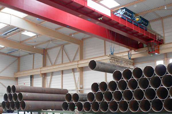 Intelligent Steel-Pipe Distribution Overhead Crane